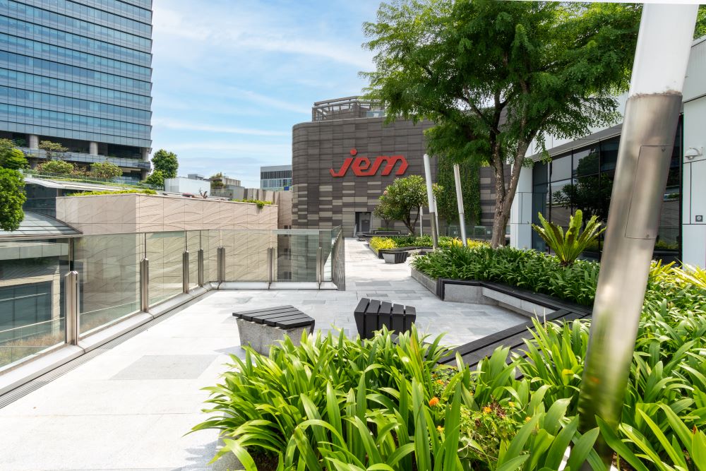 Jem-3.jpg